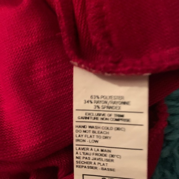 Cute Dark Red Delicate Tank Size Small - Picture 4 of 5